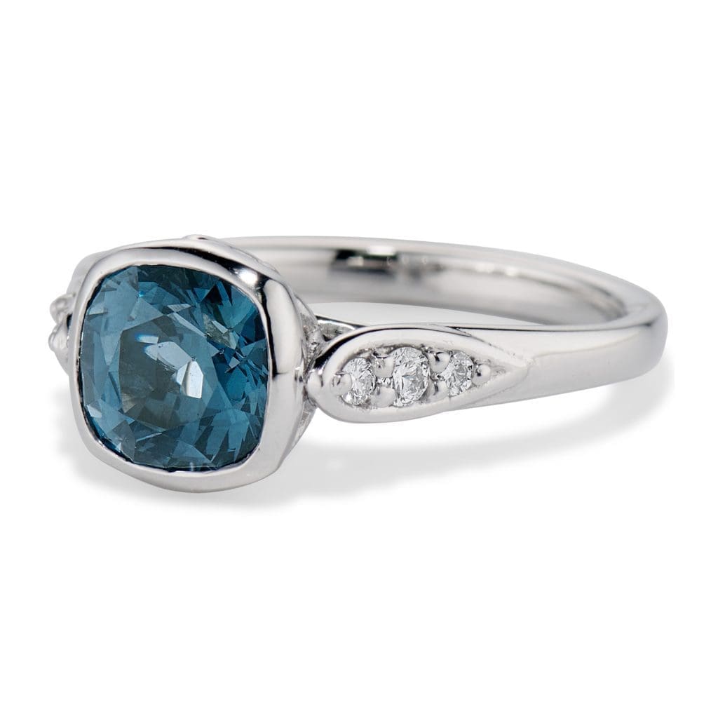 Blue Spinel Concerto Ring 200-1804 Blue Spinel Concerto Ring